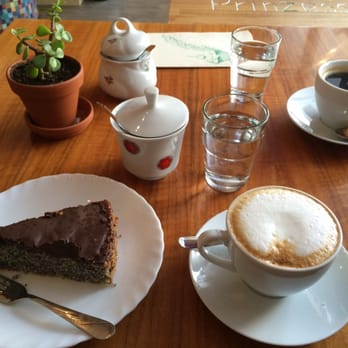 J.R. Backpfeife - Cafes Near Me - Nuremberg, BY