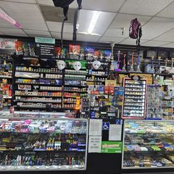 Voltage Smoke & Gifts