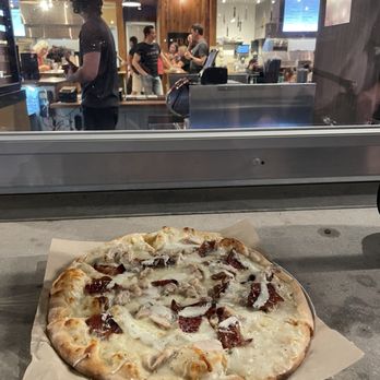 Strang Hall - Pizza - Food Court Near Me - Overland Park, Kansas Strang Hall - Pizza - Food Court Near Me - Overland Park, Kansas