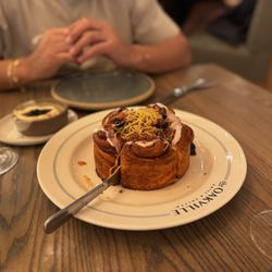 The Oakville Grill & Cellar - The Oakville Cinnamon Roll Exceptional!