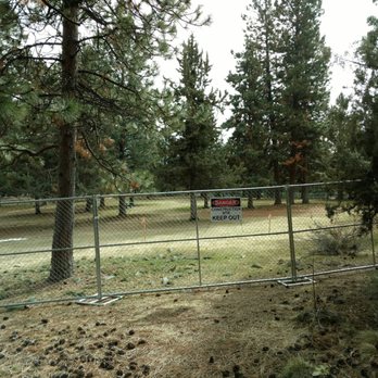 Hillside Park - Parks Near Me - Bend, Oregon