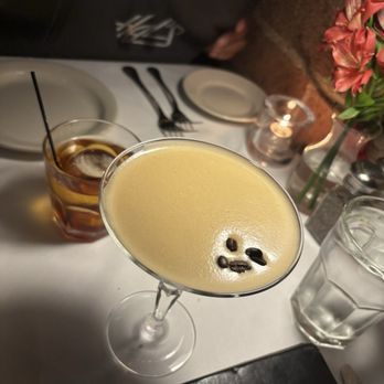 Hal's The Steakhouse - Espresso martini and old fashioned - American Near Me - Atlanta, Georgia Hal's The Steakhouse - Espresso martini and old fashioned - American Near Me - Atlanta, Georgia