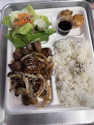 Hawaii Ramen Noodle & Poke Bowl by null