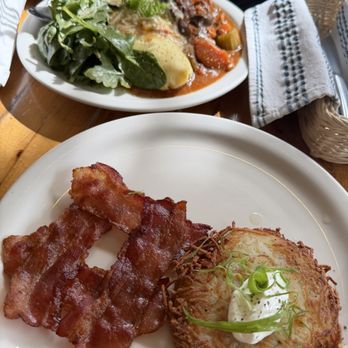 Cream Pot - Breakfast & Brunch Near Me - Honolulu, Hawaii