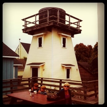 Frankie's - Terrace - Ice Cream & Frozen Yogurt Near Me - Mendocino, California