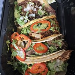 Contigo Taqueria - Brisket, Al Pastor, Steak & Carnitas Tacos