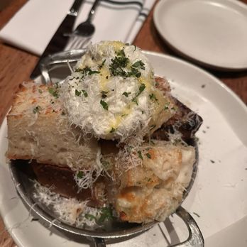 North Italia - White Truffle Garlic Bread - Pizza Near Me - El Segundo, California