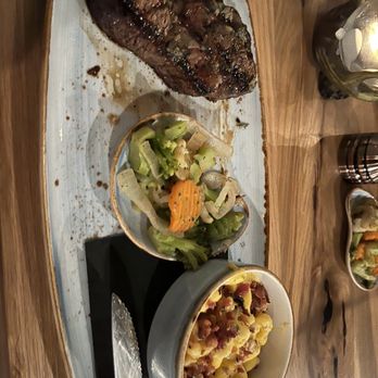 Fleming Mountain Grill - Ribeye, macaroni and cheese with veggies - Steakhouses Near Me - Lynchburg, Virginia