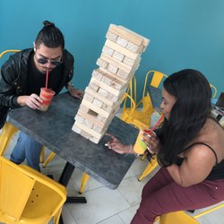 Daiquiris 2 Go - Drinks and lifes