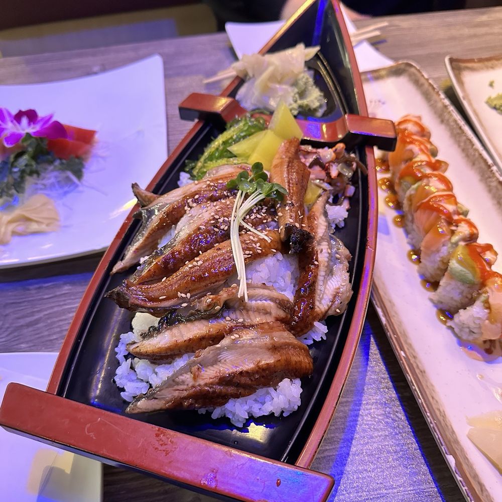 Sushi Momoyama - Unagi Don - Sushi Bars Near Me - Concord, California Sushi Momoyama - Unagi Don - Sushi Bars Near Me - Concord, California