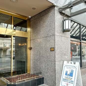 Daily Grind Downtown - Coffee & Tea Near Me - Spokane, Washington
