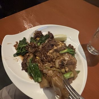 Yak Yai Thai Restaurant - Pad SE-EW (SF) - Thai Near Me - Richmond, Virginia Yak Yai Thai Restaurant - Pad SE-EW (SF) - Thai Near Me - Richmond, Virginia