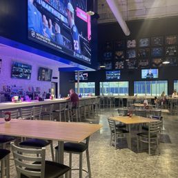Bar/Restaurant area - ICEBREAKERS Bar/Restaurant area - ICEBREAKERS