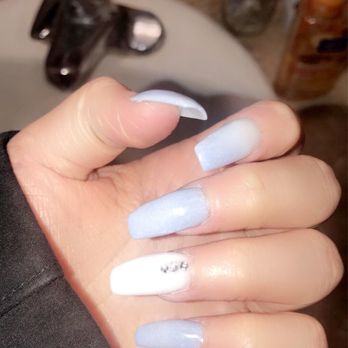 Raven Nail Bar - Blue Acrylics - Hair Salons Near Me - Amarillo, Texas