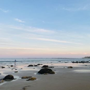 Lafayette's Oceanfront Resort - Wells beach - Resorts Near Me - Wells, Maine Lafayette's Oceanfront Resort - Wells beach - Resorts Near Me - Wells, Maine