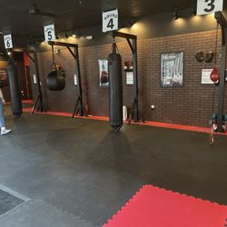 9Round Kickboxing Fitness - Heavy Bags