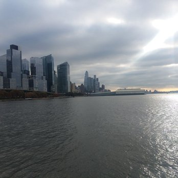 Riverside Park Pier 1 - South bound view - Parks Near Me - New York, New York Riverside Park Pier 1 - South bound view - Parks Near Me - New York, New York