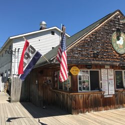 Quack Shack - Outside