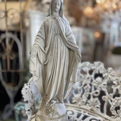 Country Roads Antiques