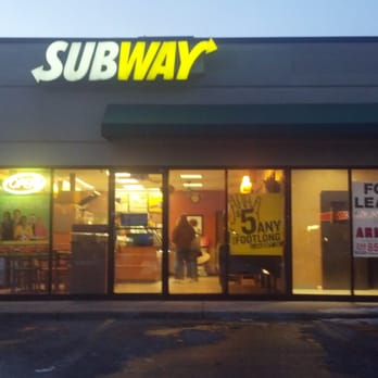 Subway - a car parked in front of a subway restaurant - Sandwiches Near Me - Flat Rock, Michigan Subway - a car parked in front of a subway restaurant - Sandwiches Near Me - Flat Rock, Michigan