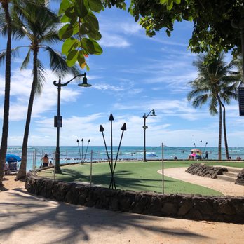 Kuhio Beach Park - Parks Near Me - Honolulu, Hawaii