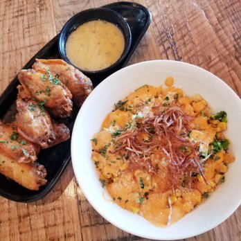 Soup Shop - Garlic Parmesan Chicken Wings & Sauted Scallion Elote - Vietnamese Near Me - South Gate, California Soup Shop - Garlic Parmesan Chicken Wings & Sauted Scallion Elote - Vietnamese Near Me - South Gate, California