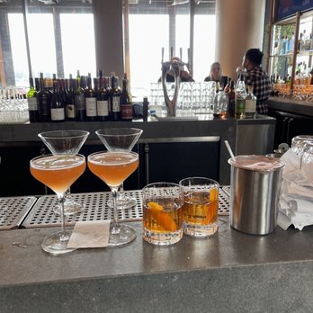 The Grill - The grill: bar area - American Near Me - Washington, DC, District of Columbia