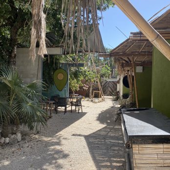 Guacamole Club - Restaurants Near Me - Tulum, ROO Guacamole Club - Restaurants Near Me - Tulum, ROO