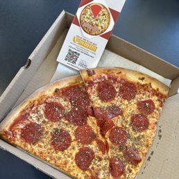 First time here after moving to Palm City from New Hampshire two weeks ago. Would definitely recommend if you can afford the BIG SLICE