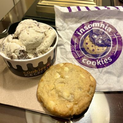 Insomnia Cookies by null