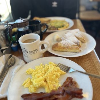 Teddy Bear Restaurant - Eggs, French toast and bacon - American Near Me - Big Bear Lake, California Teddy Bear Restaurant - Eggs, French toast and bacon - American Near Me - Big Bear Lake, California