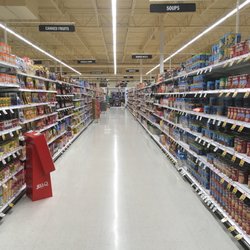 Price Chopper - Price Chopper Warwick NY. Clean and well kept.