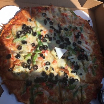 Summit Pizza - Veggie St. Louis style pizza - Pizza Near Me - Lee's Summit, Missouri