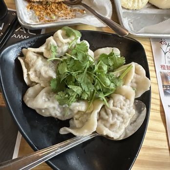 Mama Lu's Dumpling House - 9. / Chive & Pork Dumplings (8) - Dim Sum Near Me - Tustin, California Mama Lu's Dumpling House - 9. / Chive & Pork Dumplings (8) - Dim Sum Near Me - Tustin, California