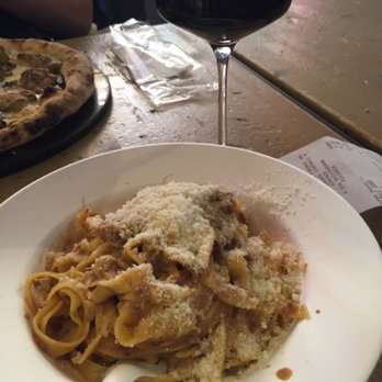 La Pasta Fresca - Tagliatelle 9 euro. Wine 4 euro. - Pasta Shops Near Me - Florence, FI