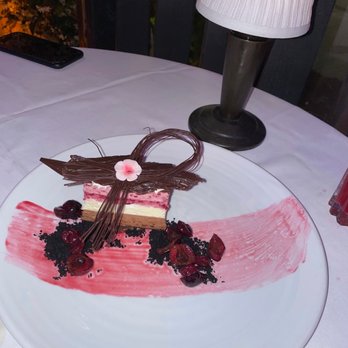Spago - Mid cake - New American Near Me - Beverly Hills, California