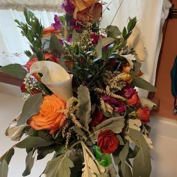 Flowers & More - Our beautiful bridal bouquet - Florists Near Me - Stewartville, Minnesota Flowers & More - Our beautiful bridal bouquet - Florists Near Me - Stewartville, Minnesota