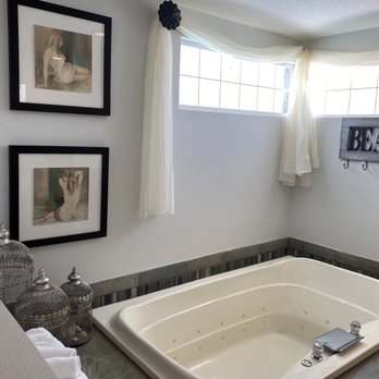 White Orchid Inn & Spa - Biggest jacuzzi tub on property at the Inn! Located in the Serenity room. - Day Spas Near Me - Flagler Beach, Florida White Orchid Inn & Spa - Biggest jacuzzi tub on property at the Inn! Located in the Serenity room. - Day Spas Near Me - Flagler Beach, Florida