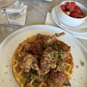 et al. - Garlic Chicken and Mochi Waffle - Breakfast & Brunch Near Me - Honolulu, Hawaii et al. - Garlic Chicken and Mochi Waffle - Breakfast & Brunch Near Me - Honolulu, Hawaii