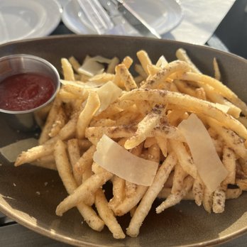 SKY Waikiki - Seafood Near Me - Honolulu, Hawaii