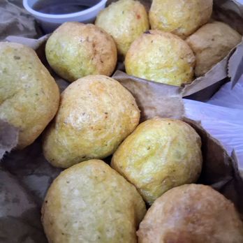 Singh's Roti Delight - Pulorie - Caribbean Near Me - Lauderdale Lakes, Florida Singh's Roti Delight - Pulorie - Caribbean Near Me - Lauderdale Lakes, Florida