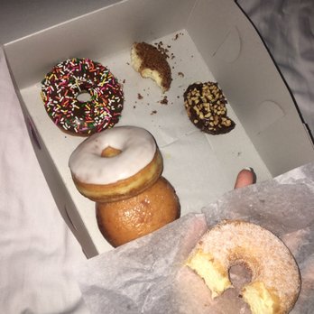 Simone's Donuts - Assorted basic donuts - Donuts Near Me - Long Beach, California Simone's Donuts - Assorted basic donuts - Donuts Near Me - Long Beach, California