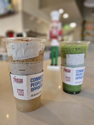 7 Leaves Cafe Euclid by null