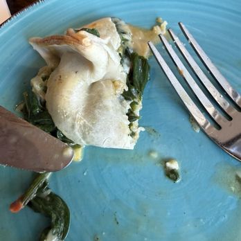 Arre - Spinach empanada - Bakeries Near Me - Miami, Florida