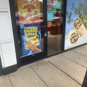 Tropical Smoothie Cafe - Juice Bars & Smoothies Near Me - Princeton, New Jersey Tropical Smoothie Cafe - Juice Bars & Smoothies Near Me - Princeton, New Jersey