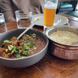 Spicy lamb curry