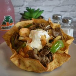 Wing It, Inc. - Combination Taco Salad (Chicken, Steak, and Shrimp)
