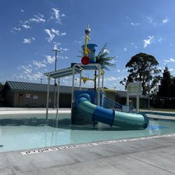San Leandro Family Aquatic Center
