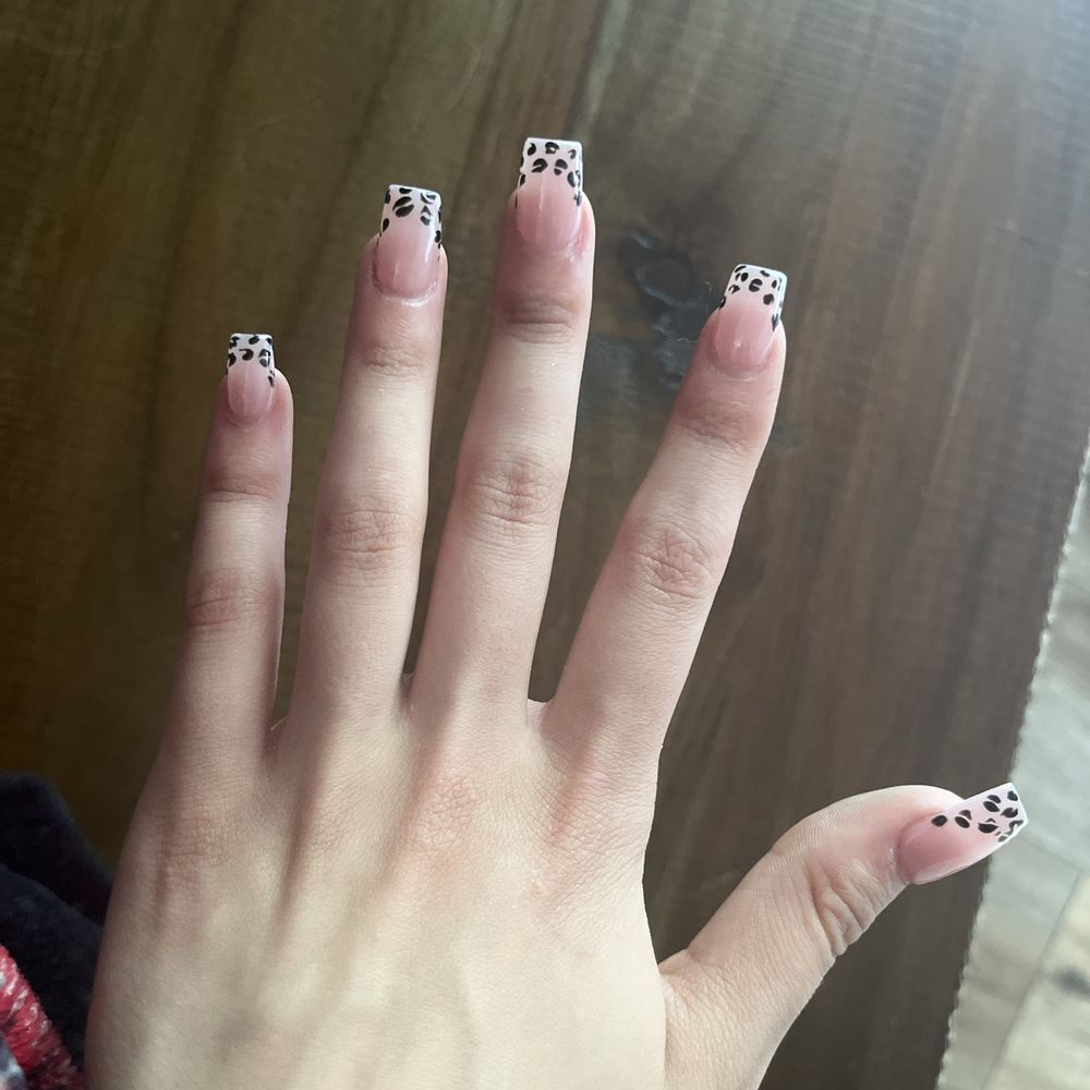 Shiny Nails - Nail Technicians Near Me - Lansing, Michigan Shiny Nails - Nail Technicians Near Me - Lansing, Michigan