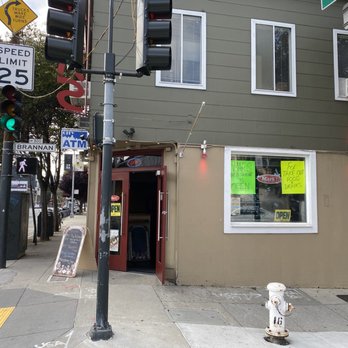 Mars Bar & Restaurant - Approaching the restaurant - Bars Near Me - San Francisco, California